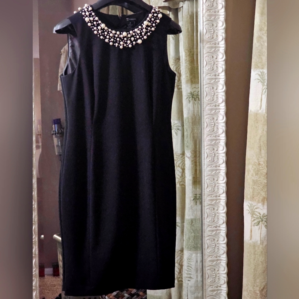 New directions dress size 8 black  with white pearl neckline